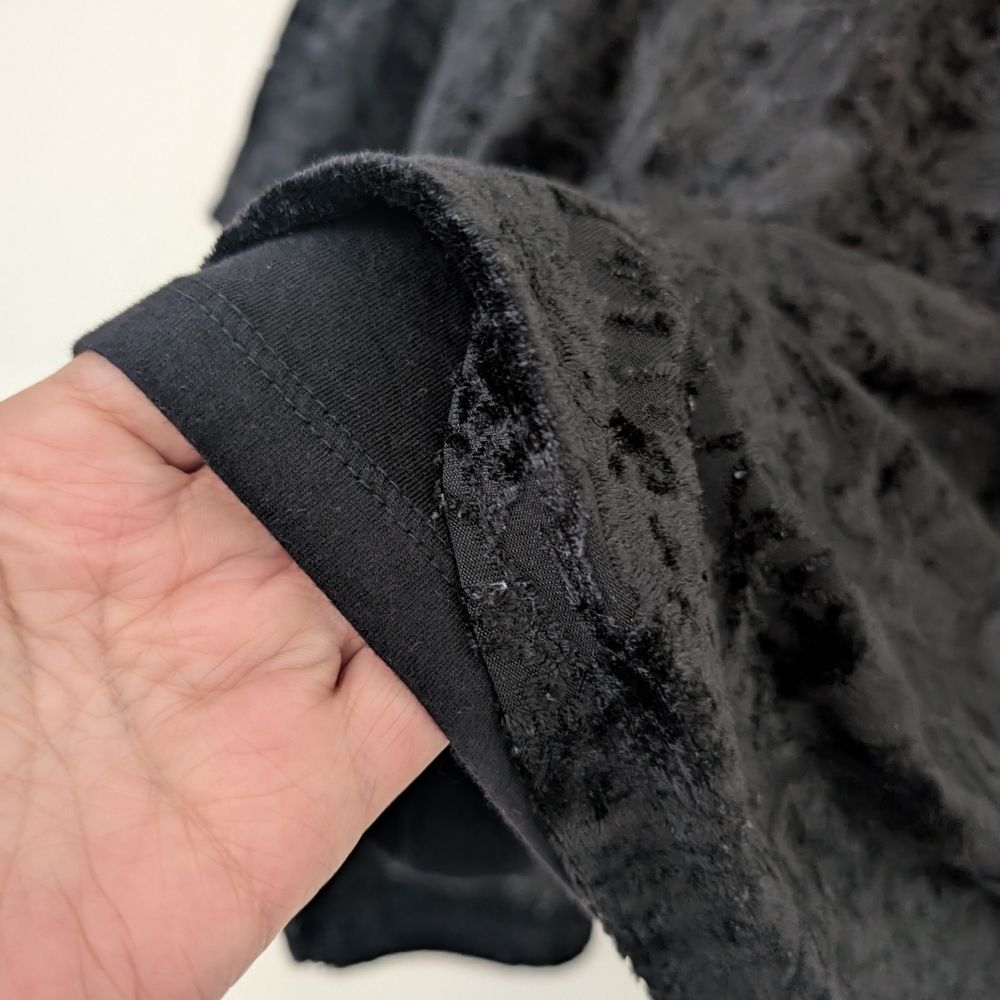 Ann Taylor Factory Velvet Burnout Top Women's Lg Bell Sleeve Black Floral Witchy - Picture 9 of 10